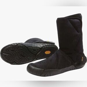 Vibram Fleece Lined Minimalist Winter Boots Black US 7–8 EU 38–39